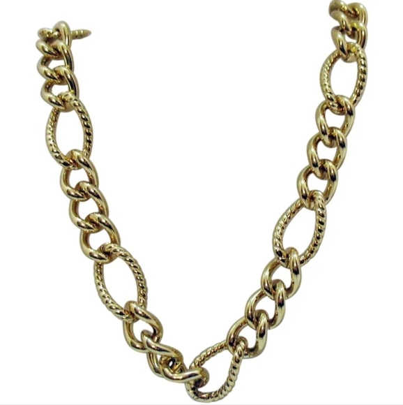 Signed Trifari Vintage Big Bold Heavy Link Golden Chain Necklace 106.8 Grams!! - Picture 4 of 9